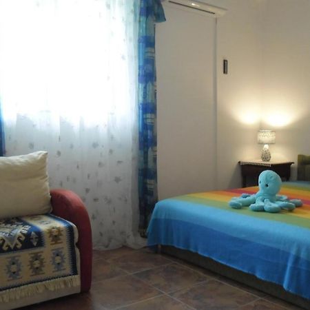 Family Apartment Garden And Sea Petrovac Exterior foto