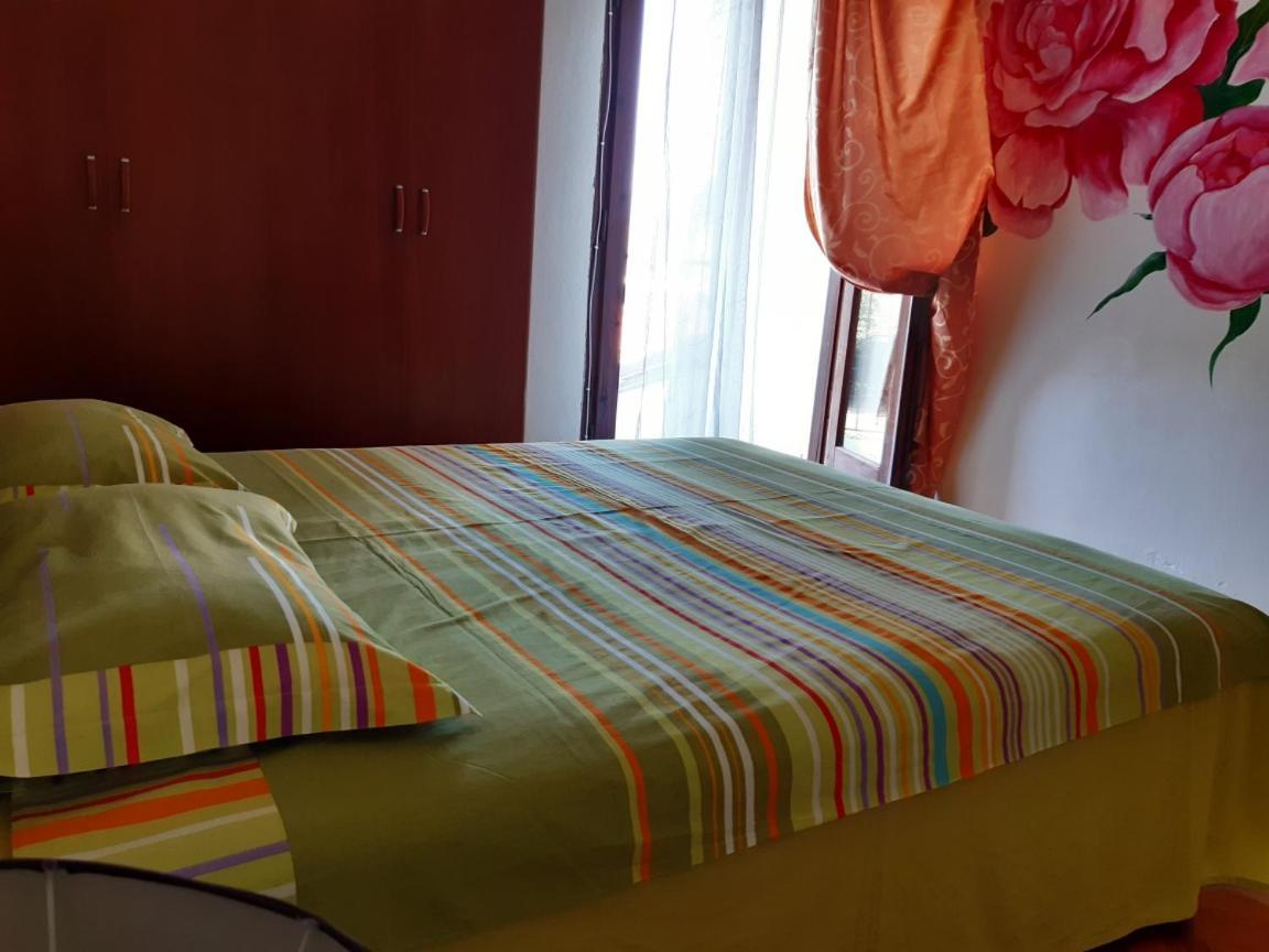 Family Apartment Garden And Sea Petrovac Exterior foto
